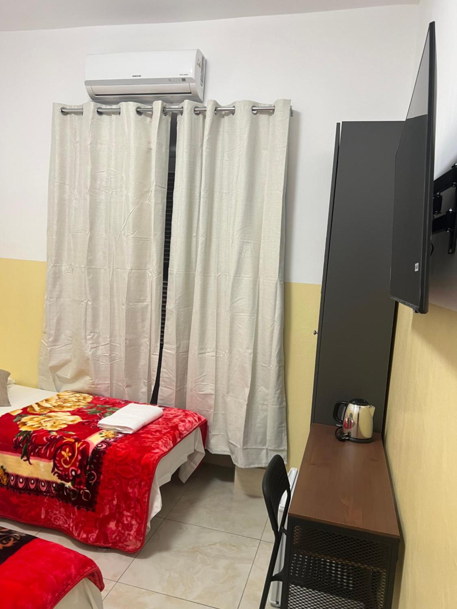 Bed and Breakfast Turati Termini Roma Esterno foto