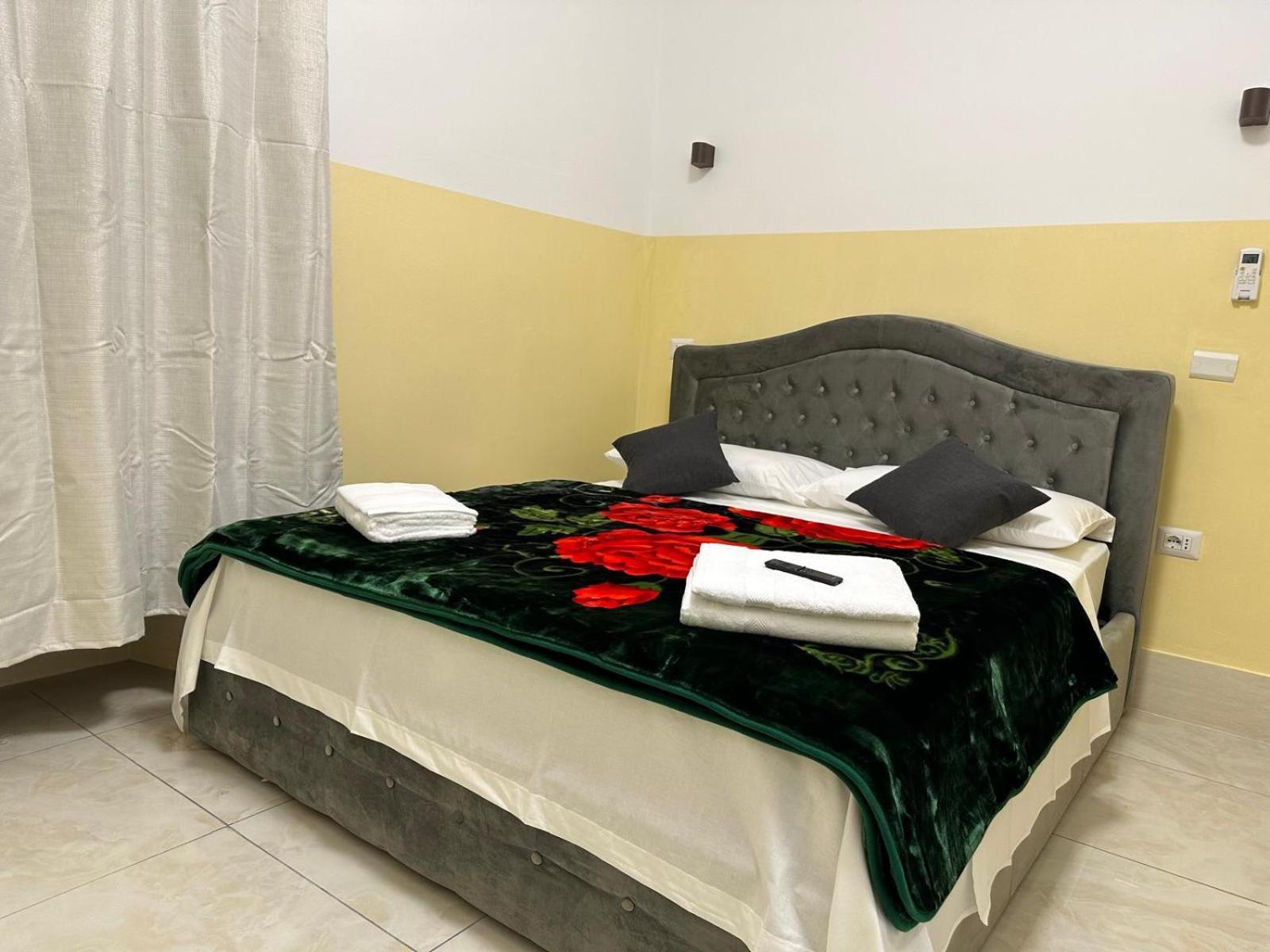 Bed and Breakfast Turati Termini Roma Esterno foto